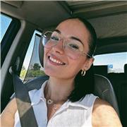 Profesora de primaria/ESO en Murcia. Estudiante de administración y finanzas.